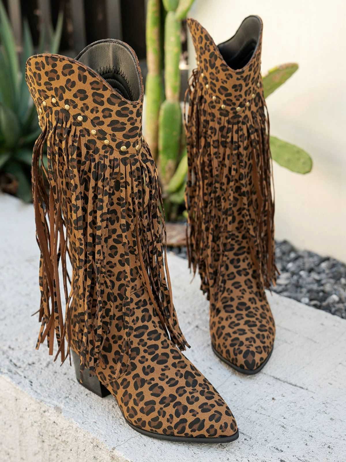 Vintage Tassel Chunky High-heeled Boots - Image 12