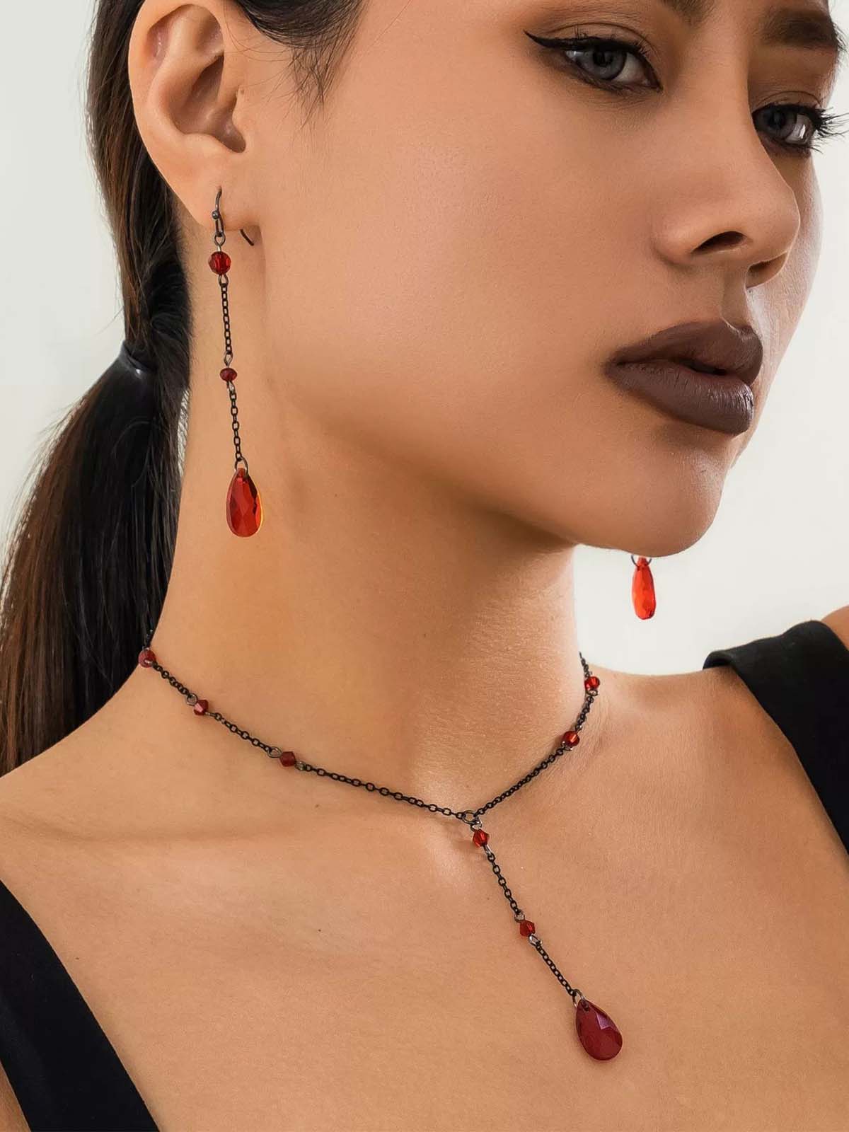 Vintage Teardrop Chain Punk Earrings & Necklace - Image 8