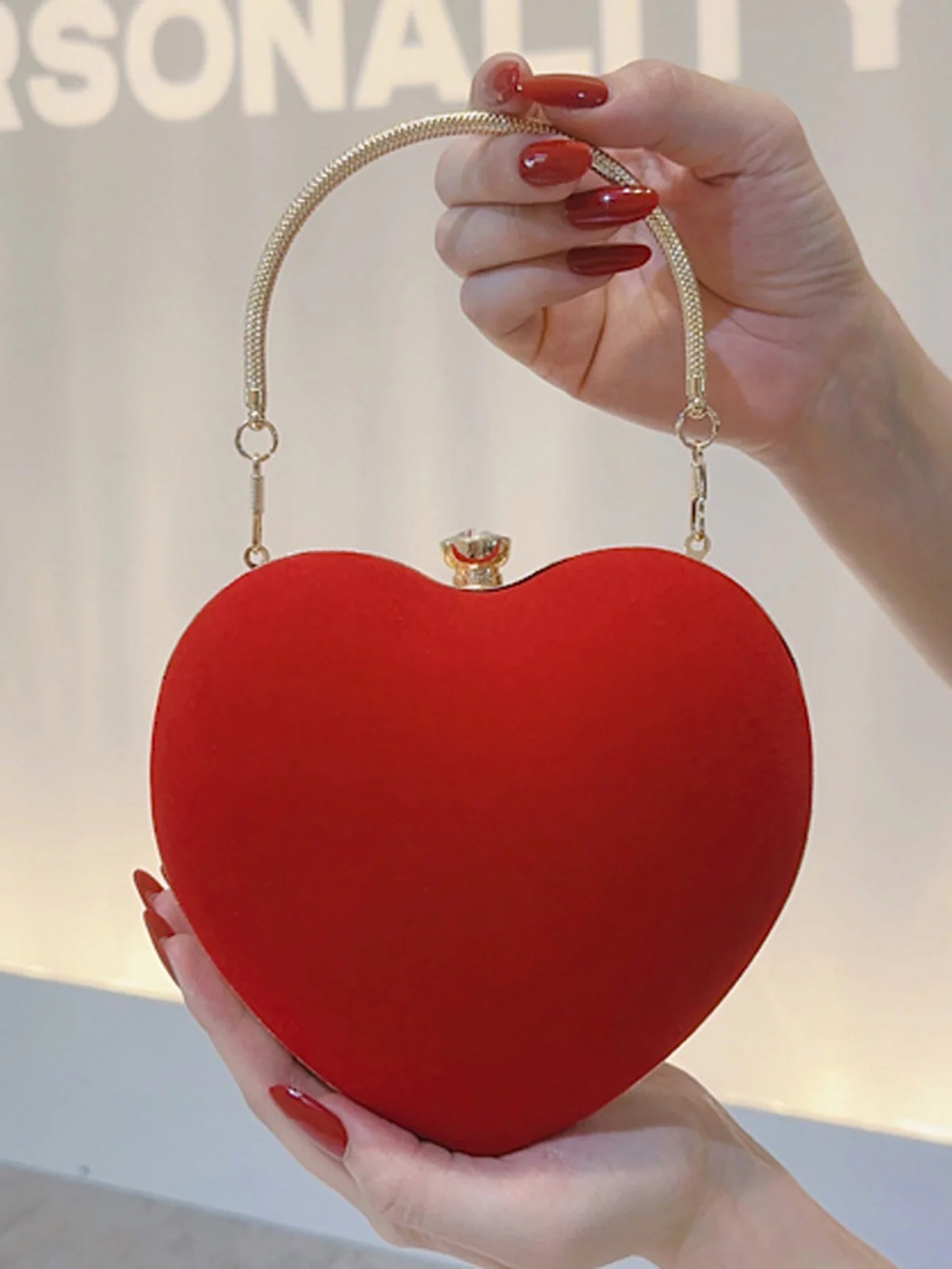 Vintage Velvet Heart Handle Bag - Image 5