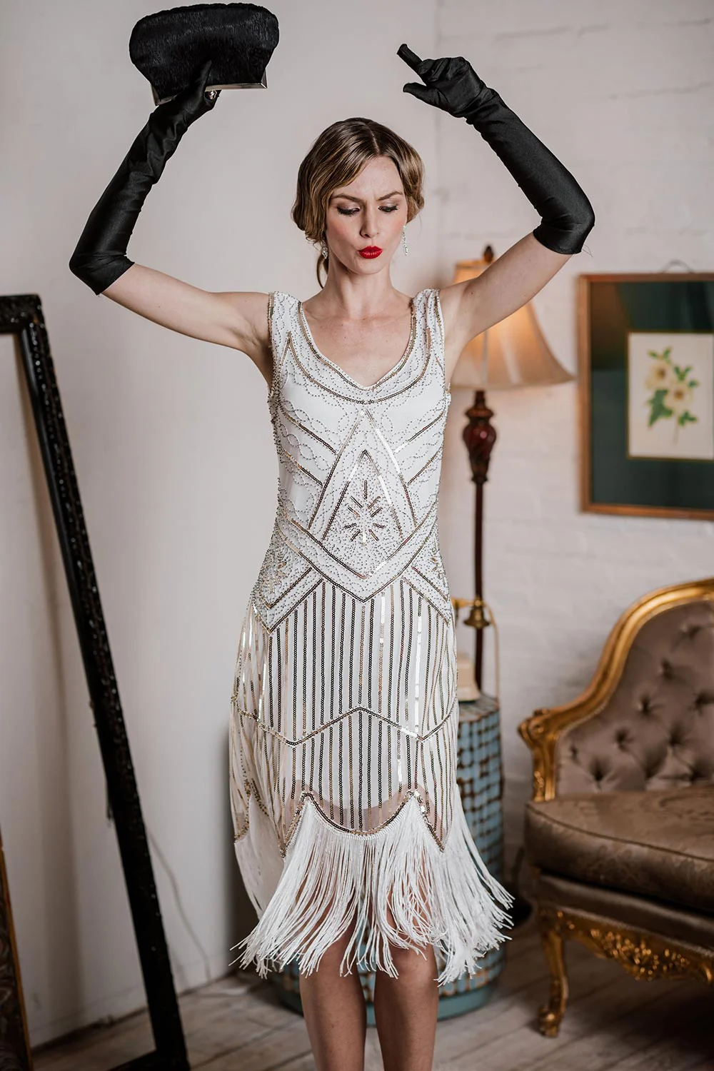 White 1920s Fringed Flapper Dress - Image 3