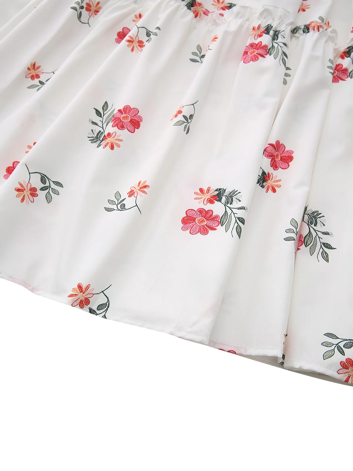 White 1930s Floral Ruffled Off-Shoulder Puff Dress - Image 7