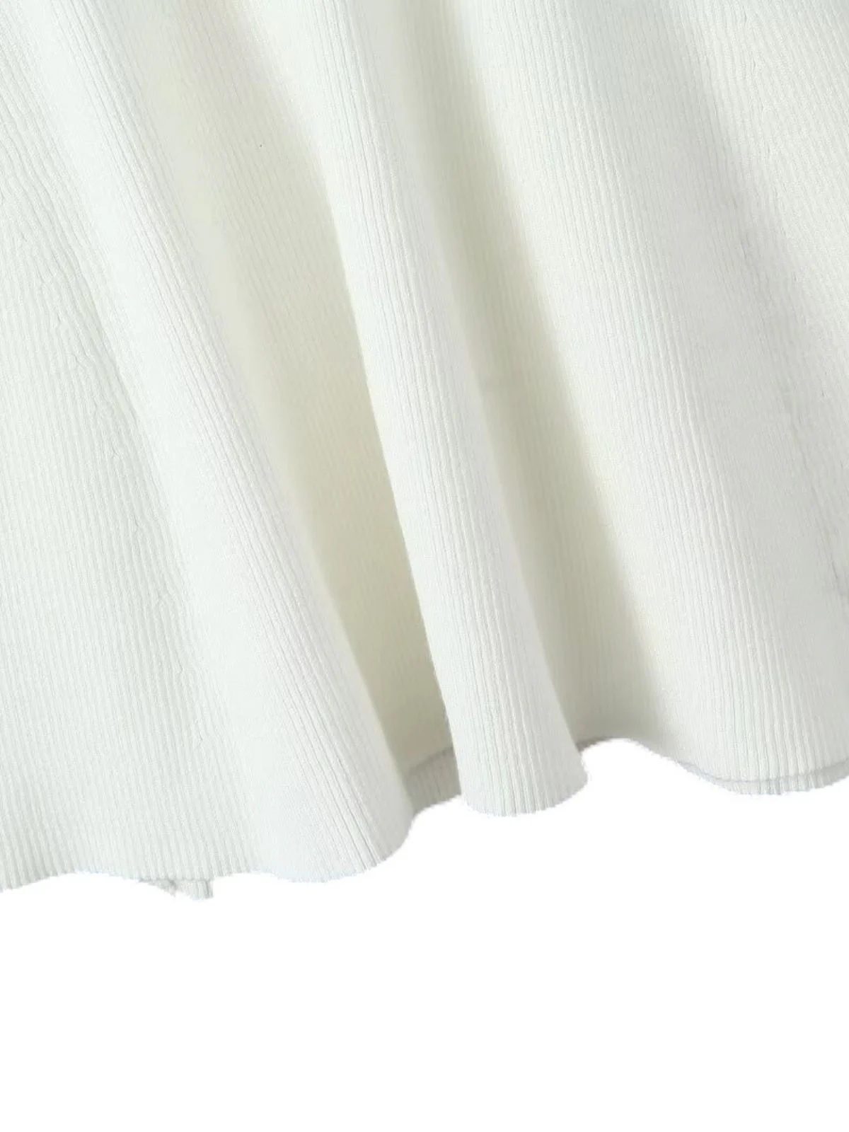 White 1970s Off-Shoulder Lace Knitted Dress - Image 6
