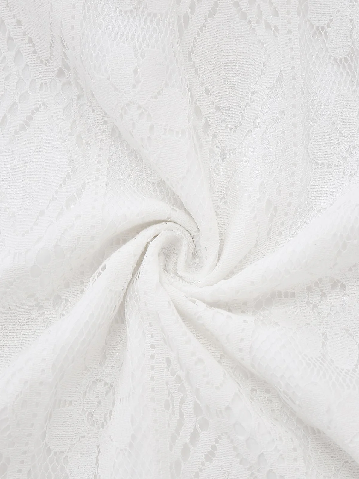 White 1970s V-Neck Boho Lace Maxi Dress - Image 5