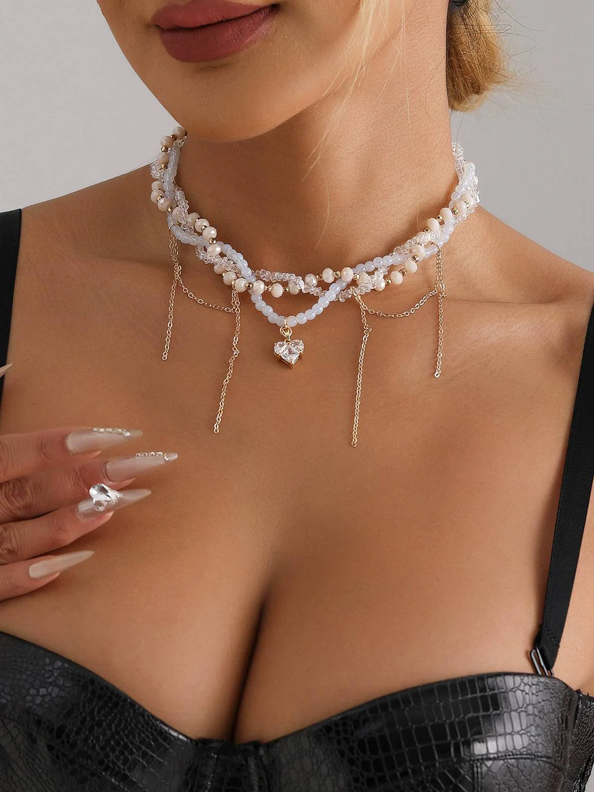 White Heart Rhinestone Pendant Beaded Necklace - Image 2