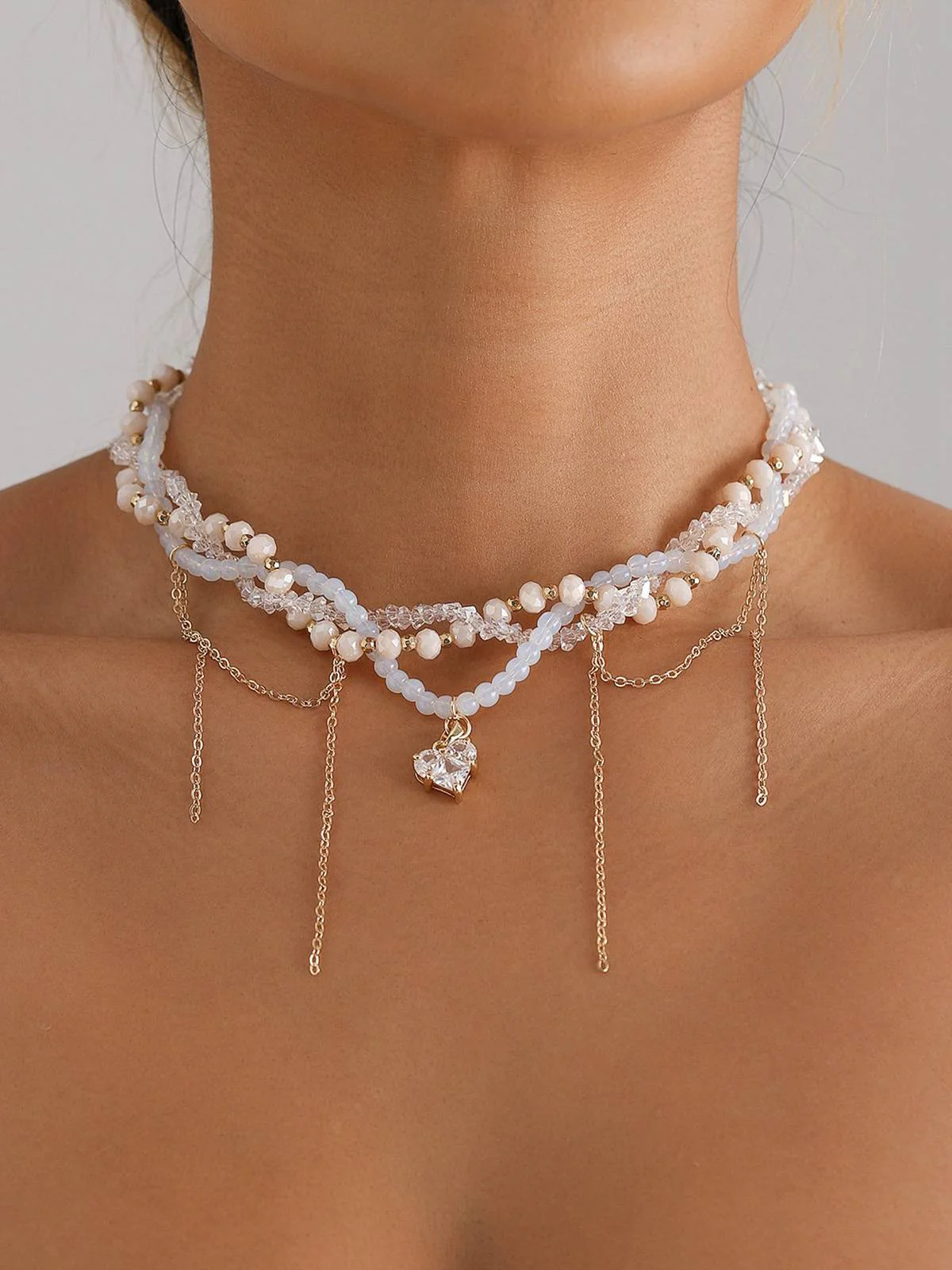 White Heart Rhinestone Pendant Beaded Necklace - Image 4