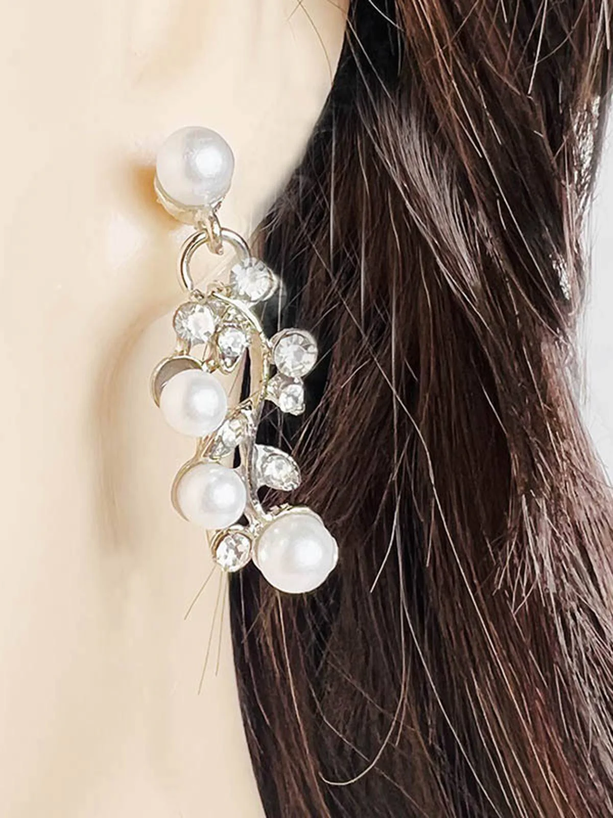 White Pearl Rhinestone Leaves Necklace & Earring Set - Image 3