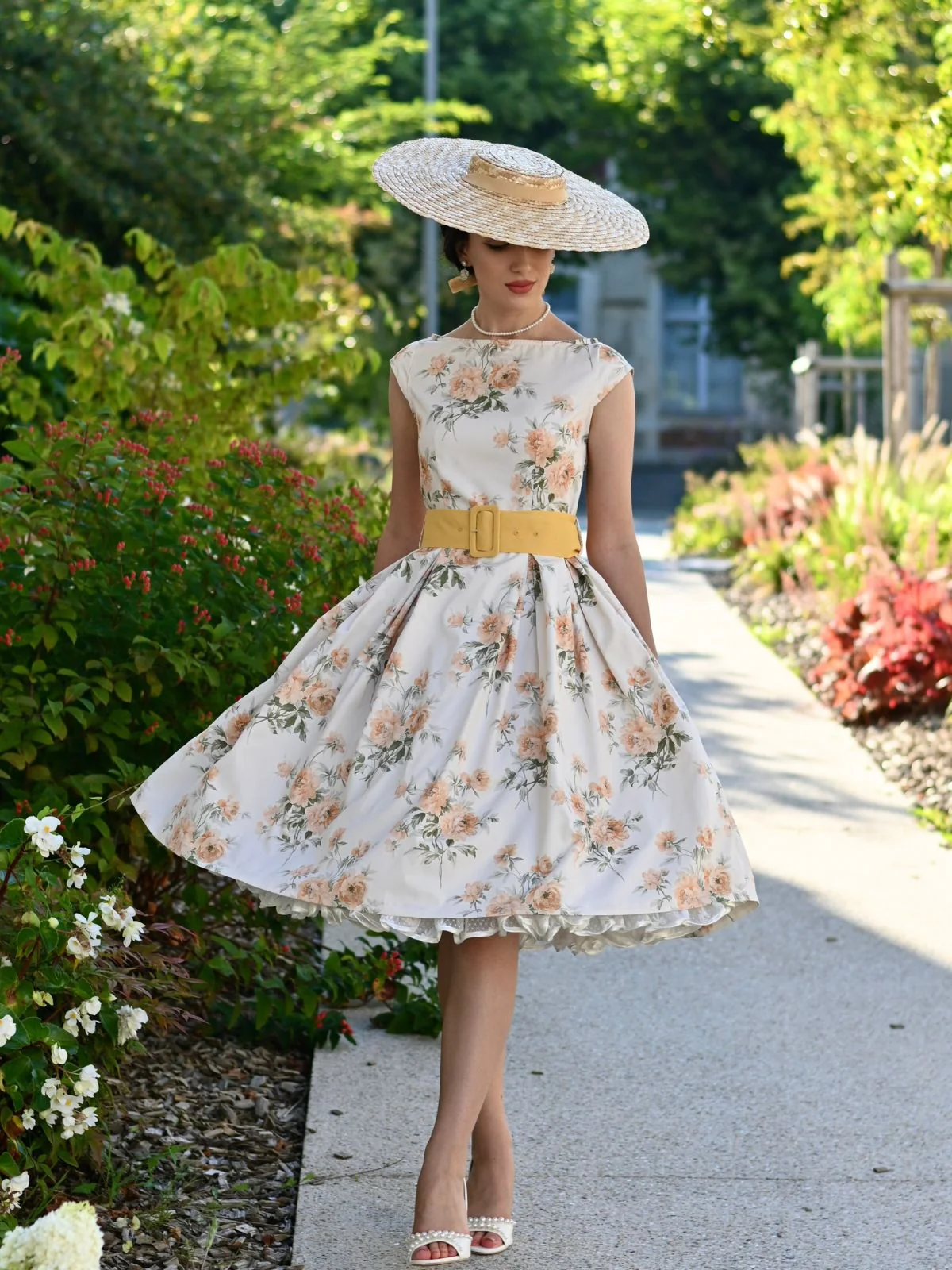 Yellow 1950s Boat Neck Antique Floral Dress - Image 2
